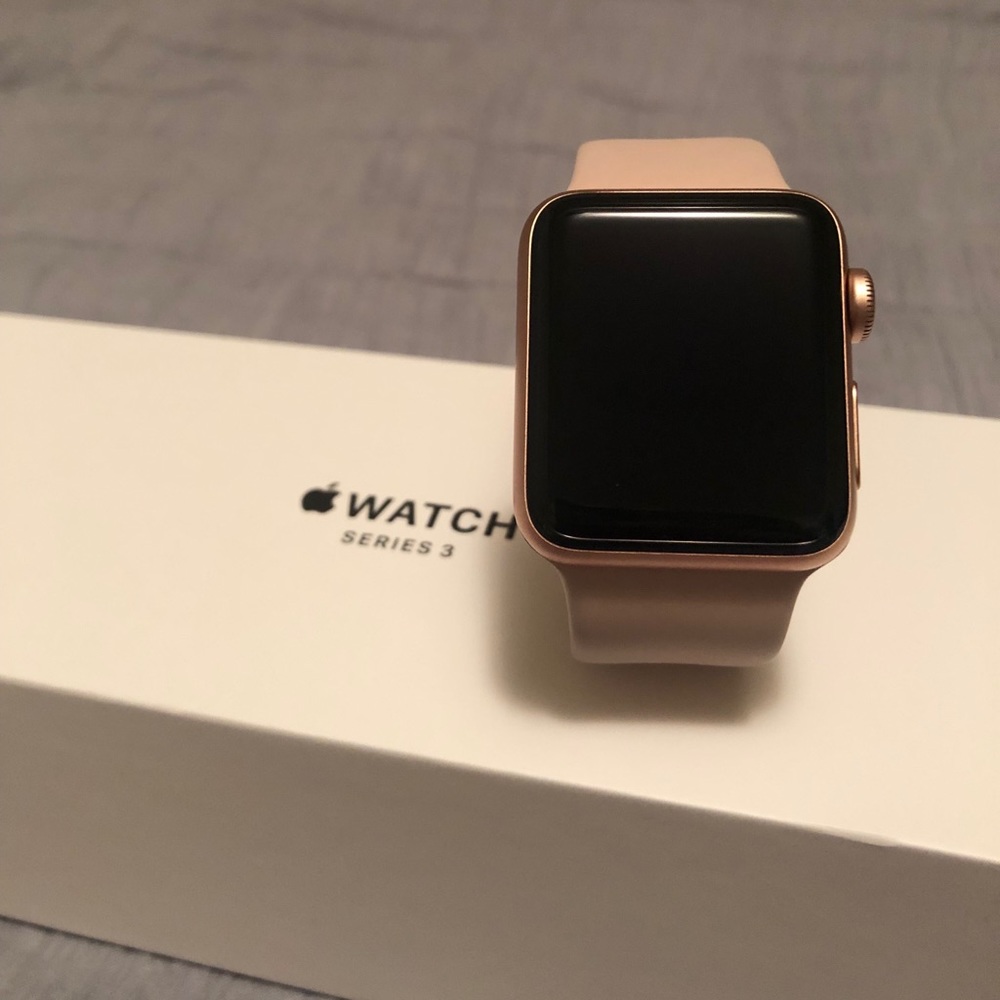 Apple Watch Series 3 - Rose Gold